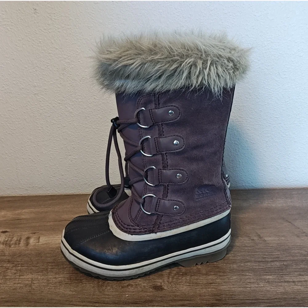 Sorel Joan of Arctic Snow Boots Kids Size 1 Purple Waterproof Faux Fur NY1966574